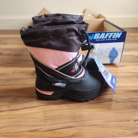 Baffin Snowboots - Picture 1 of 8